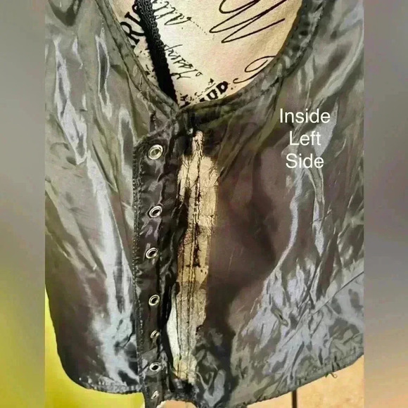 Black GENUINE HOG LEATHER VEST
BY ROCKY RANCH MIDEST - Picture 7 of 11